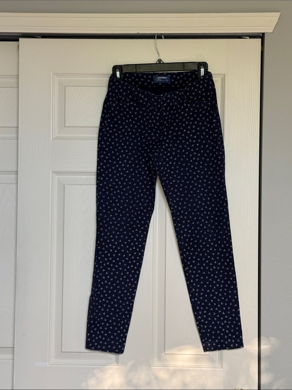 Old Navy Navy Skinny Pants with White Anchor Print